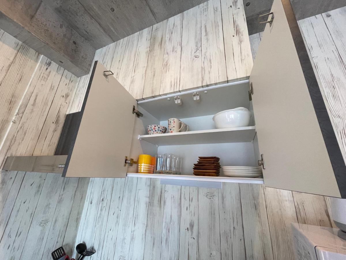 Wolf Pack Apartment 1002 Осака Экстерьер фото